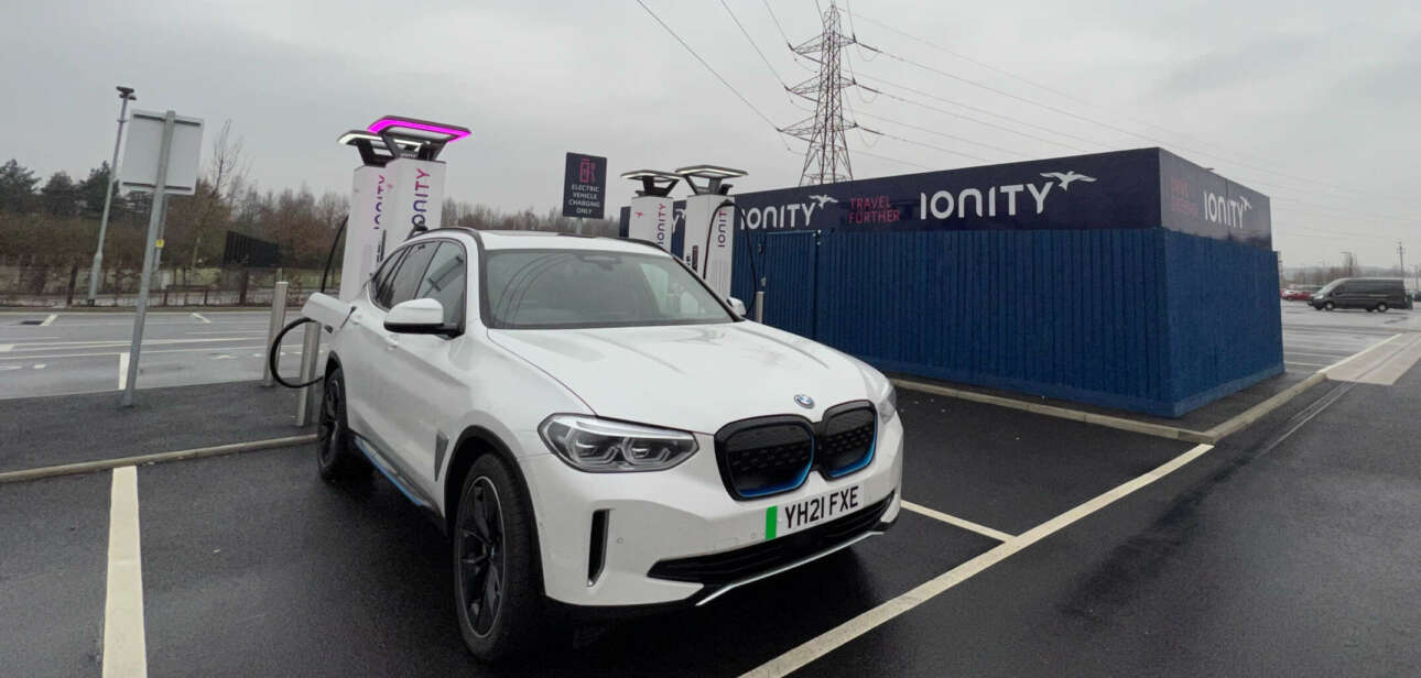 BMW iX3 charging Ionity
